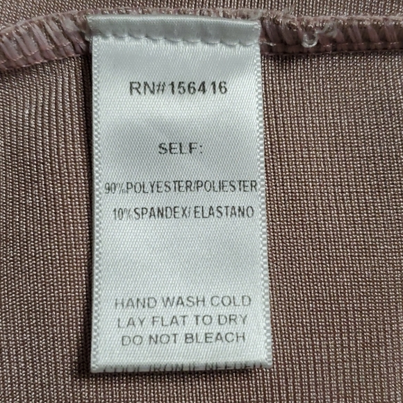 Bandage pencil skirt 🌸 - Picture 4 of 8